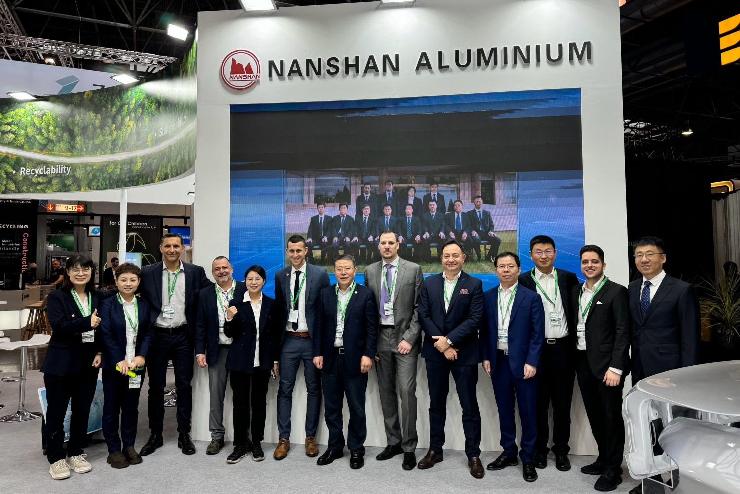 九游app：南山鋁業(yè)閃耀亮相2024德國(guó)鋁工業(yè)展覽會(huì)(圖6)