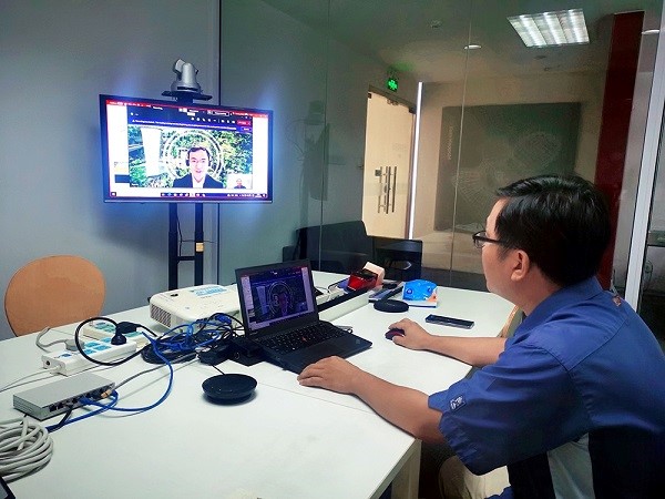 九游app：建筑幕墻設計師：為建筑打造靚麗的“名片”(圖2)