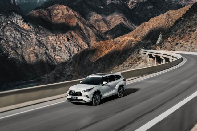 2024款漢蘭達混動雙擎不輸增程！848L油耗+1289km續航+45萬補貼(圖10)