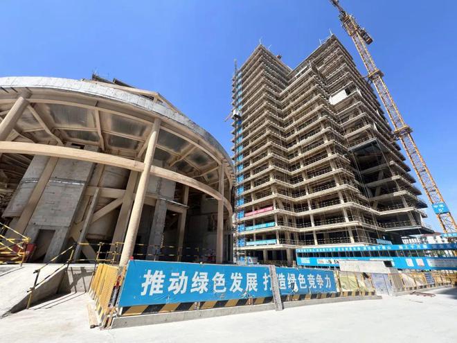 主體結(jié)構(gòu)封頂！黃浦江畔新地標(biāo)“加載中”(圖4)