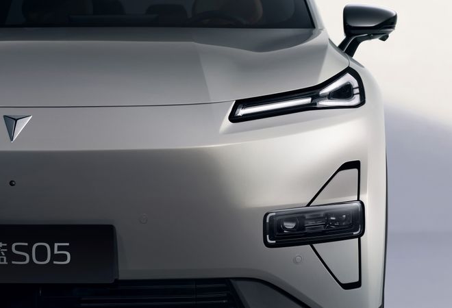 15萬的定價、30萬的配置深藍S05上市元PLUS汗流浹背了(圖6)