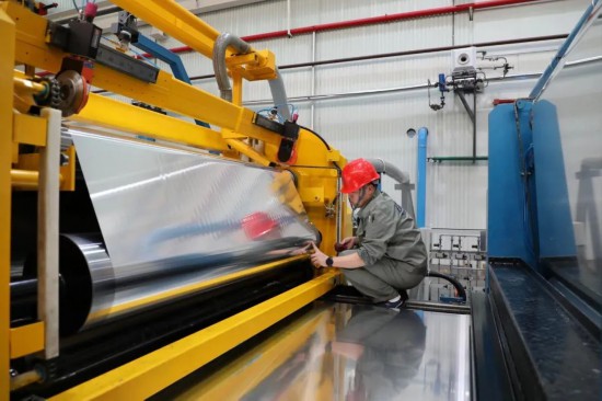 潮平兩岸闊 “鋁”途風(fēng)光好——遼源市全力構(gòu)建北方高精鋁加工產(chǎn)業(yè)生態(tài)圈走筆(圖2)