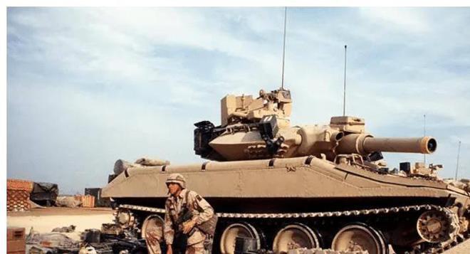 主炮口徑152毫米冷戰中的輕坦克之王——M551輕型坦克(圖9)