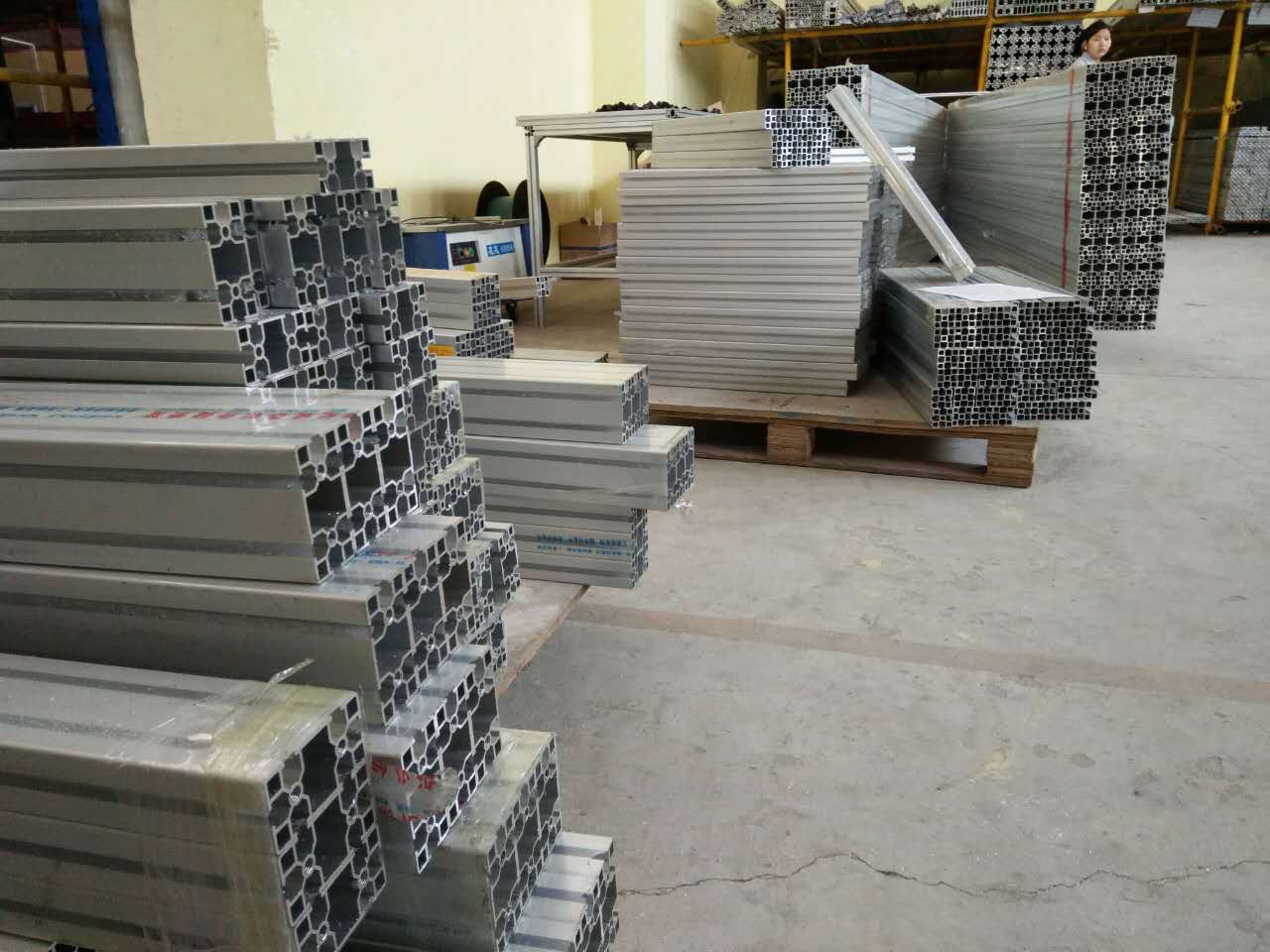 明晟機械推出新型模具分離裝置 專利保障鋁型材擠壓效率(圖1)