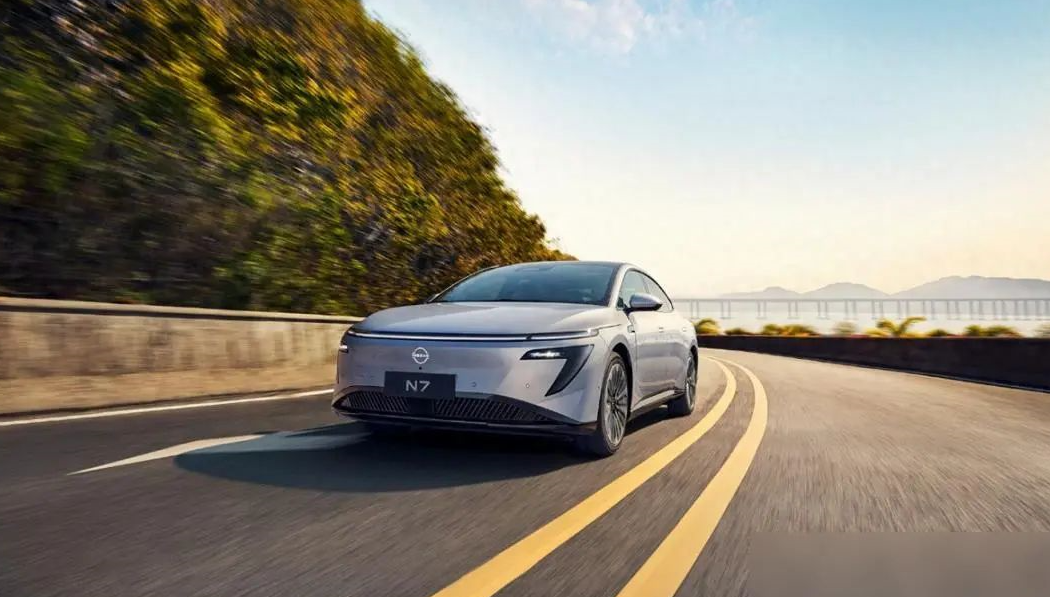 九游體育：新能源車市廝殺白熱化！10-15萬級家轎如何用安全撕開血路？