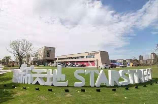 ?在臨港收藏一片會呼吸的玻璃幕墻｜中建玖海云天光影實驗實錄(圖21)