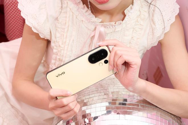 vivo S30 Pro mini影像體驗：會動的膠片相機(jī)直出即氛圍Live！(圖19)