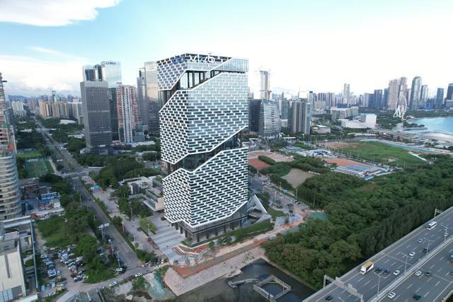 即將完工！vivo深圳總部大樓在寶安亮燈