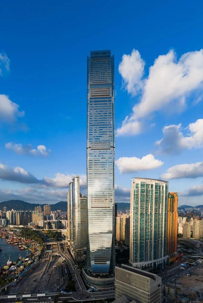 484米！香港第一高樓！環(huán)球貿易廣場中國排名第九(圖5)