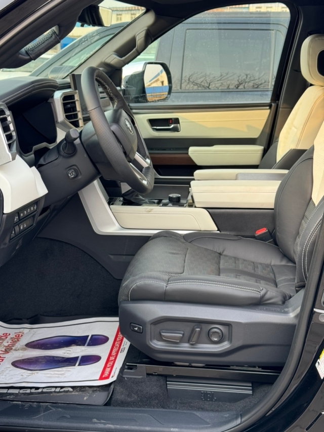 2024款豐田紅杉 35T 混動 Capstone頂點 本家現車優惠8萬(圖2)