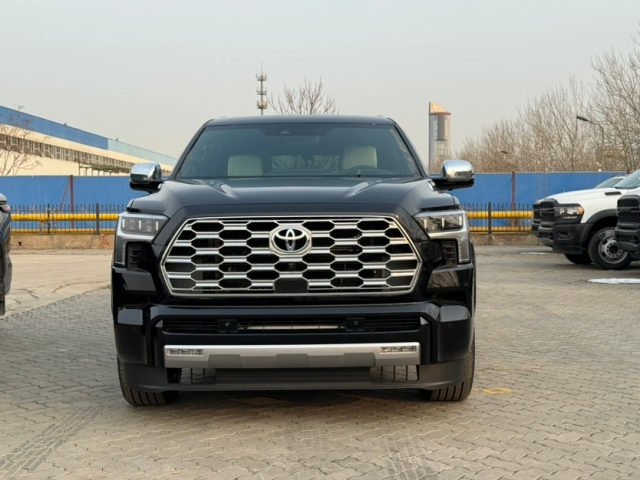 2024款豐田紅杉 35T 混動 Capstone頂點 本家現車優(yōu)惠8萬