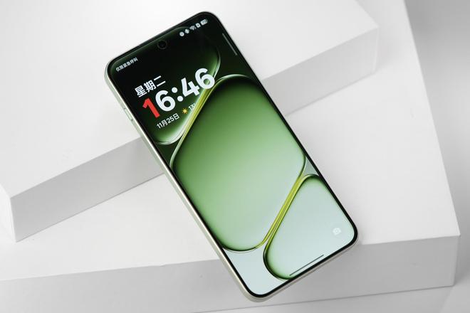 一加 Ace 6T評測：游戲續(xù)航雙管齊下 性能旗艦不必妥協(xié)！