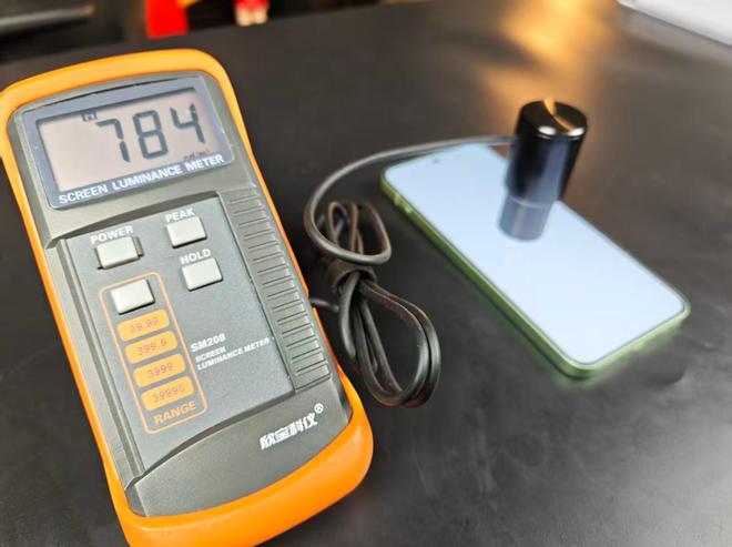 一加 Ace 6T評測：游戲續(xù)航雙管齊下 性能旗艦不必妥協(xié)！(圖12)