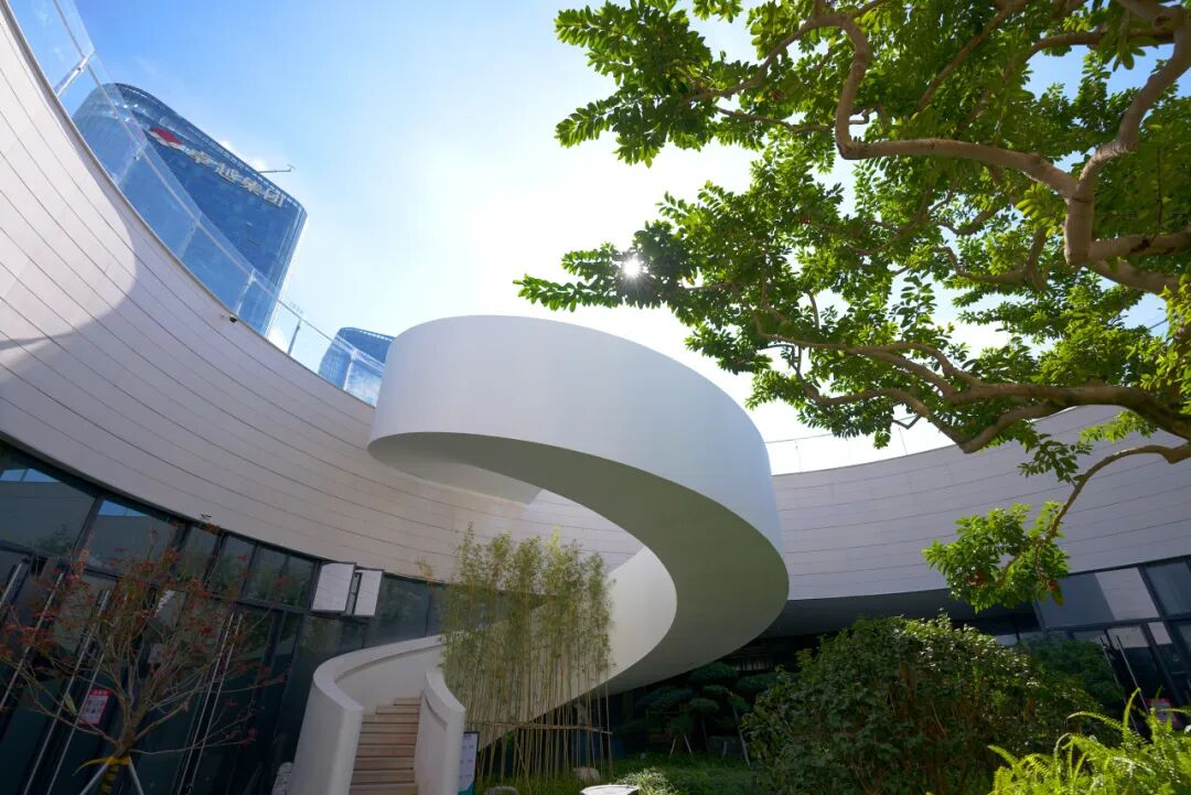 德才股份承建深圳書城“灣區之眼”以空間為書頁以匠心著華章