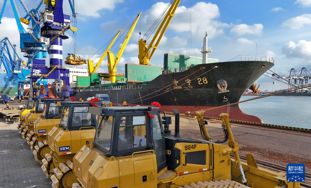 奮力沖刺“全年紅”(圖6)