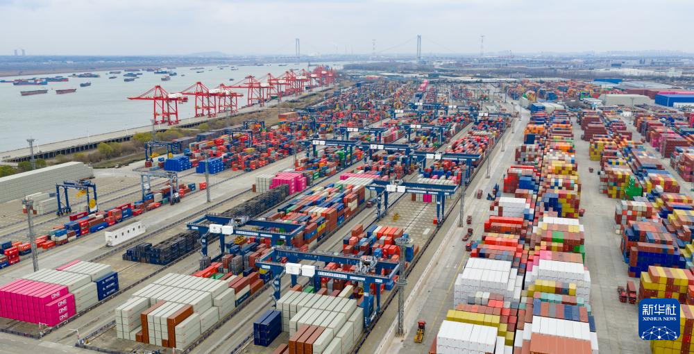 奮力沖刺“全年紅”(圖9)