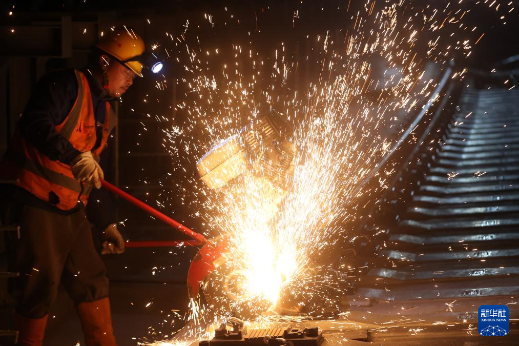 奮力沖刺“全年紅”(圖17)