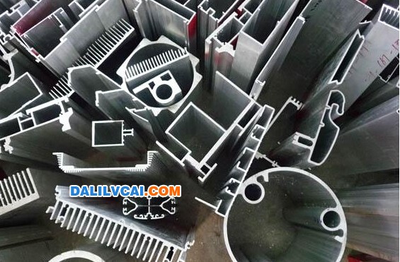 埃爾溫夸德系統技術申請冷卻部件及其制造方法專利冷卻部件具有至少一個優選帶涂層的金屬型材形成散熱器