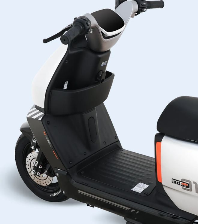 九游體育：金屬車身、小包造型！小刀發布新國標電動車還要什么九號、小牛(圖5)