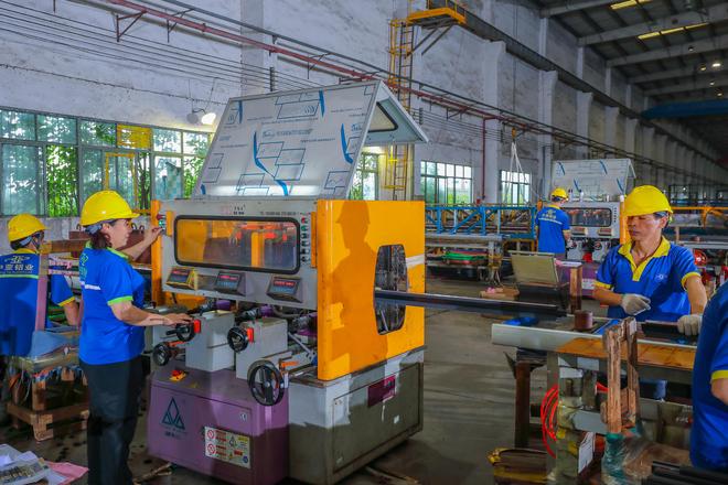 九游app：鋁型材擠壓廠家：技術賦能市場深耕細作謀產業新篇深圳中亞鋁業(圖3)