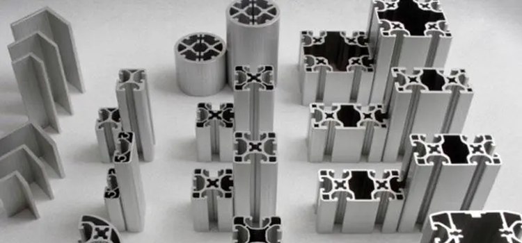 天潤鋁業(yè)取得鋁型材表面噴涂機(jī)專利保證了整體的噴涂的質(zhì)量